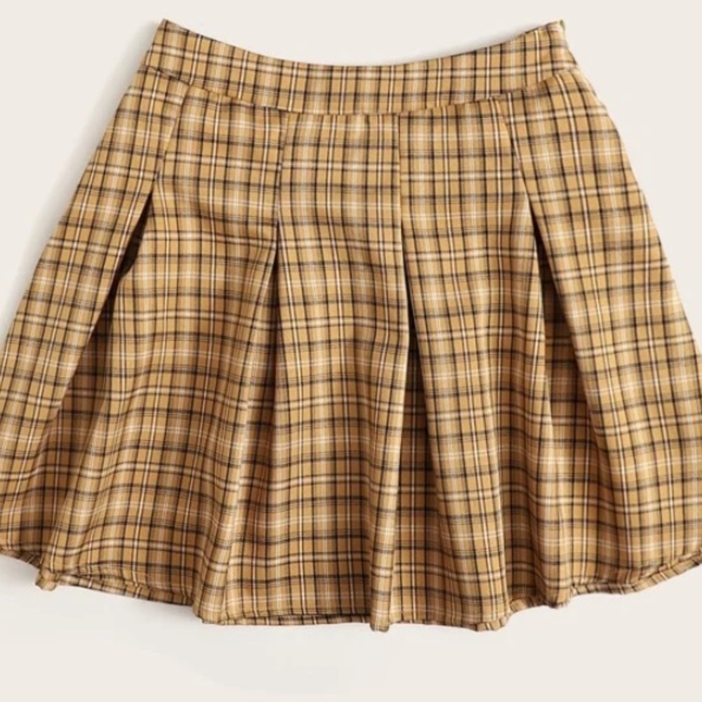 Yellow Pleated Skirt